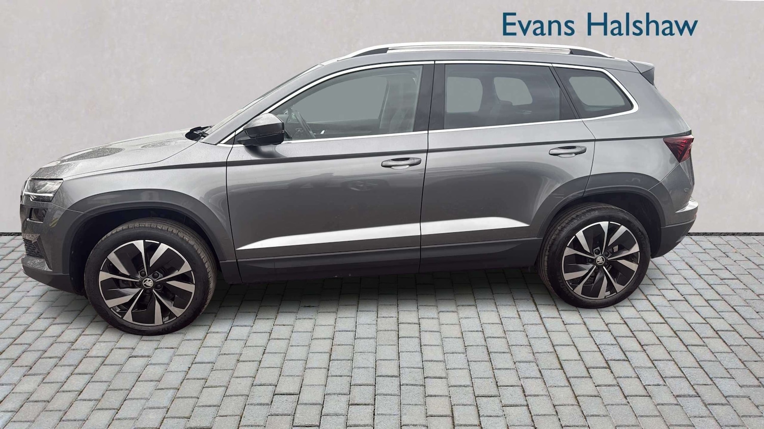 Used Skoda Karoq 2023 for sale - 77857847: Photo 3