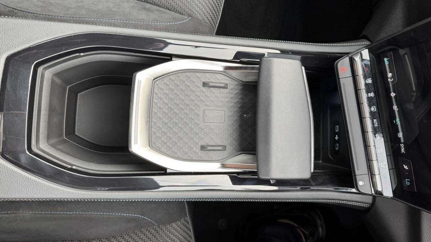 Used Renault Austral 2023 for sale - 78221264: Photo 32