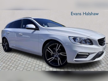 Used Volvo V60 2017 for sale - 78247811: Photo