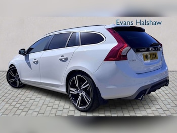 Used Volvo V60 2017 for sale - 78247811: Photo