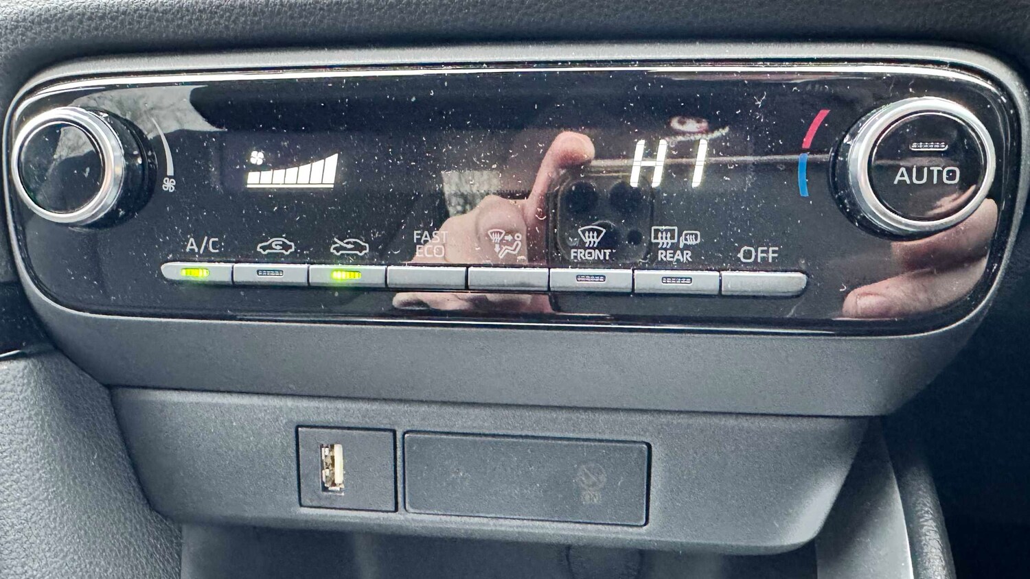 Used Toyota Yaris for sale - 77861973: Photo 27