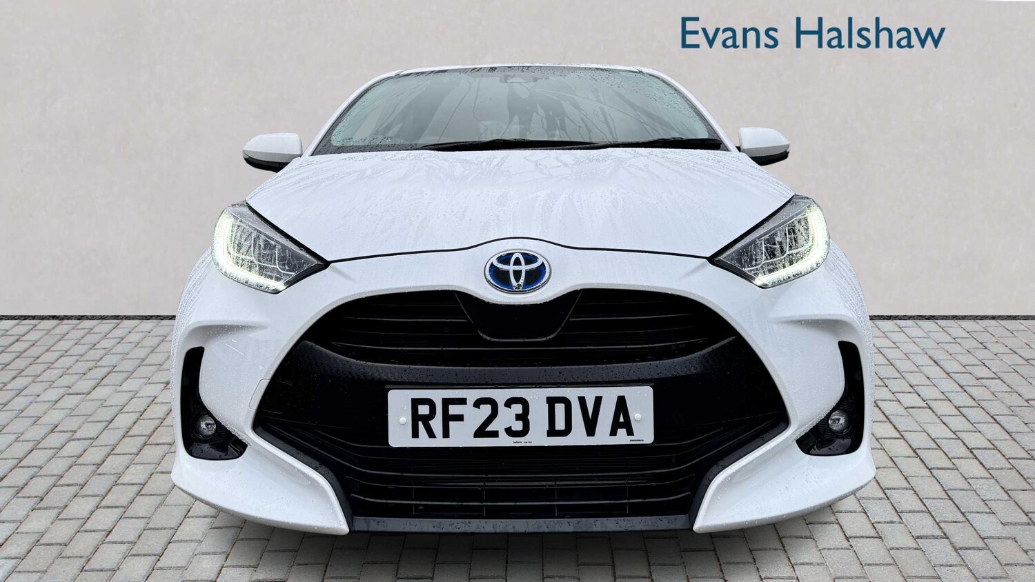 Used Toyota Yaris for sale - 77861973: Photo 3