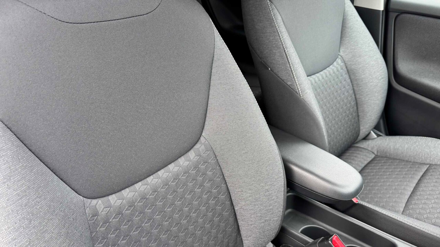 Used Toyota Yaris for sale - 77861973: Photo 31