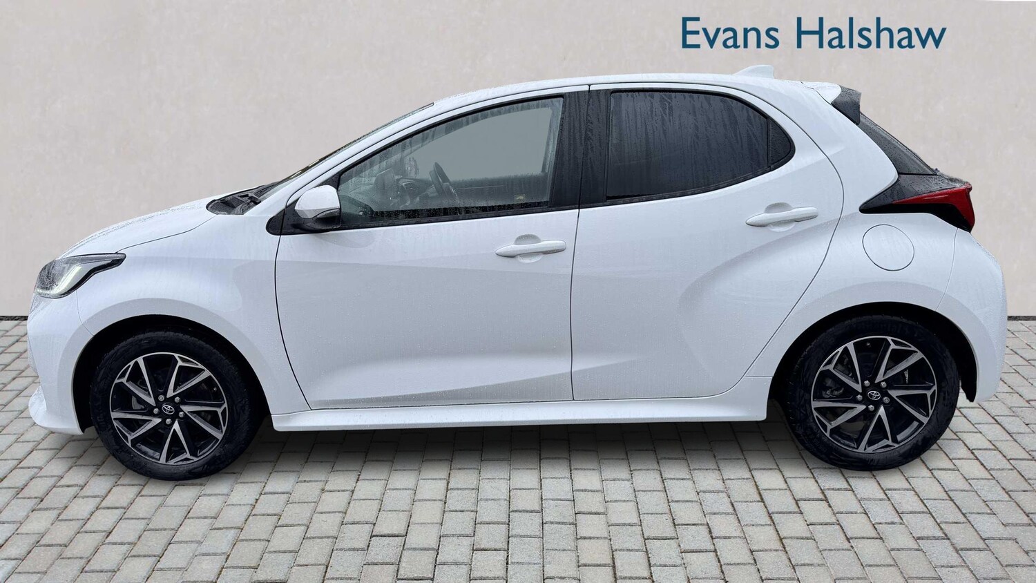 Used Toyota Yaris for sale - 77861973: Photo 6