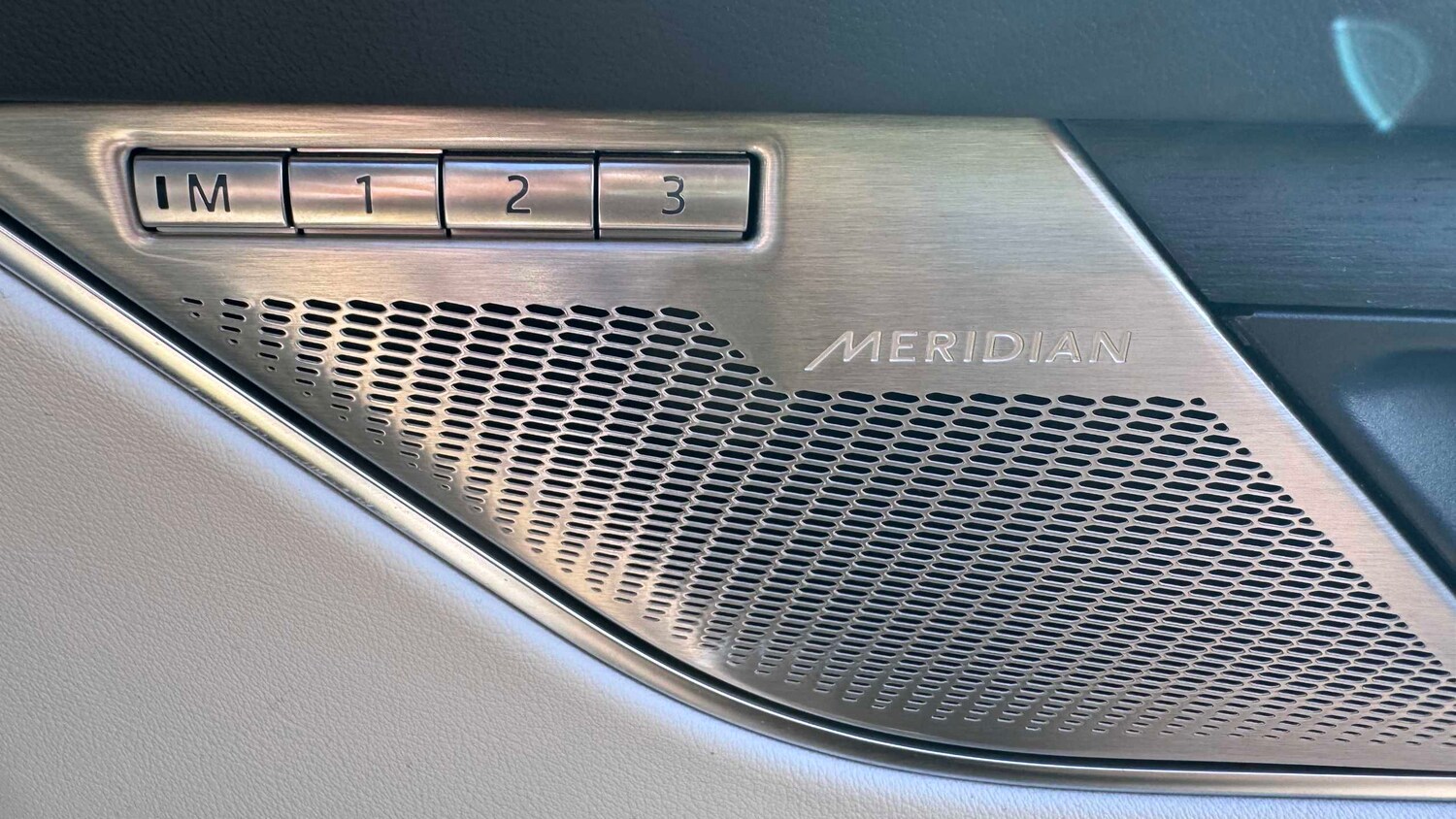 Used Jaguar F-Pace for sale - 77943456: Photo 15