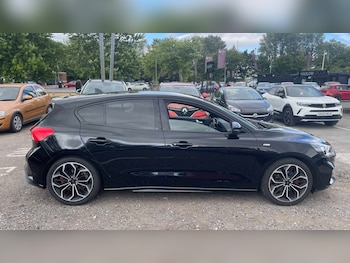 Used Ford Focus 2019 for sale - 79340081: Photo