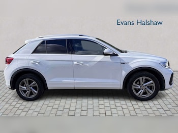 Used Volkswagen T-Roc 2024 for sale - 78037390: Photo