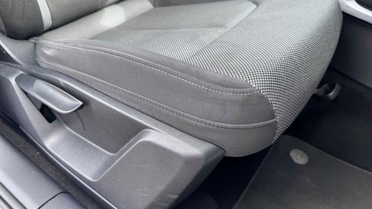 Used Audi Q2 for sale - 78216421: Photo 15