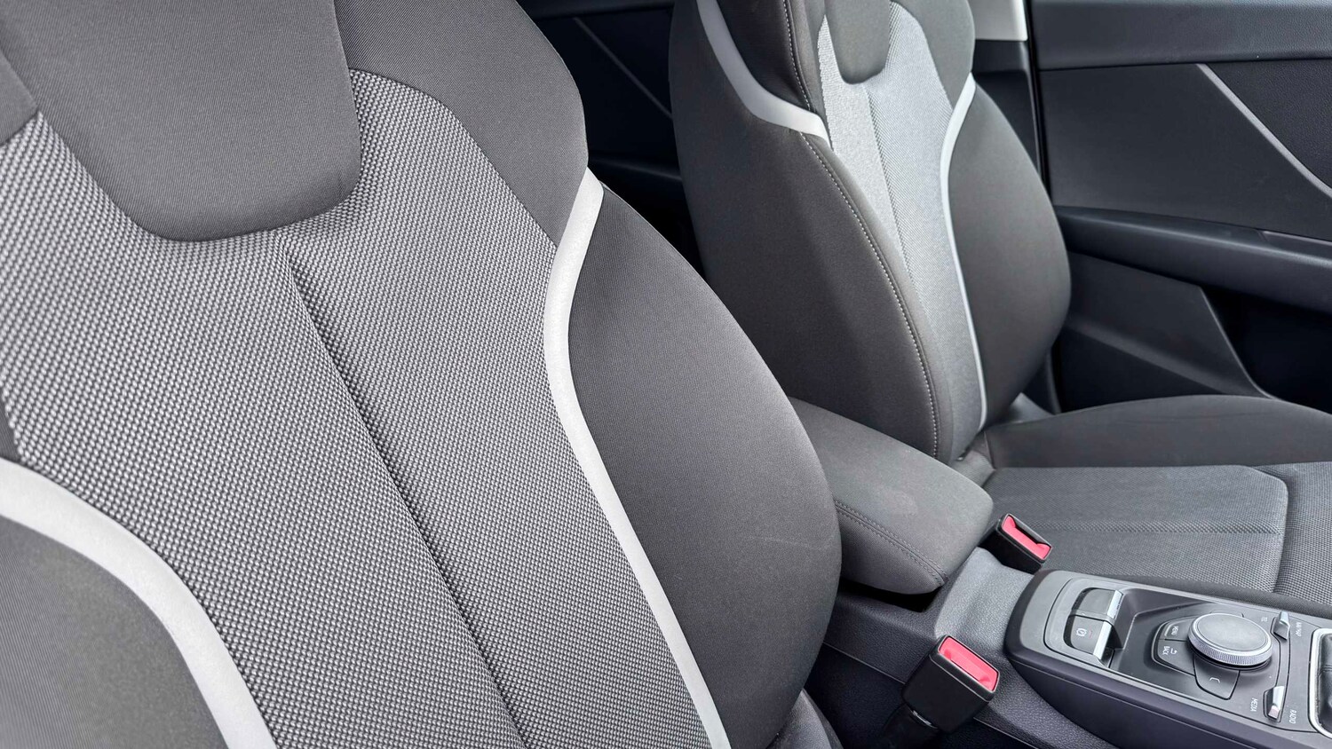 Used Audi Q2 for sale - 78216421: Photo 33