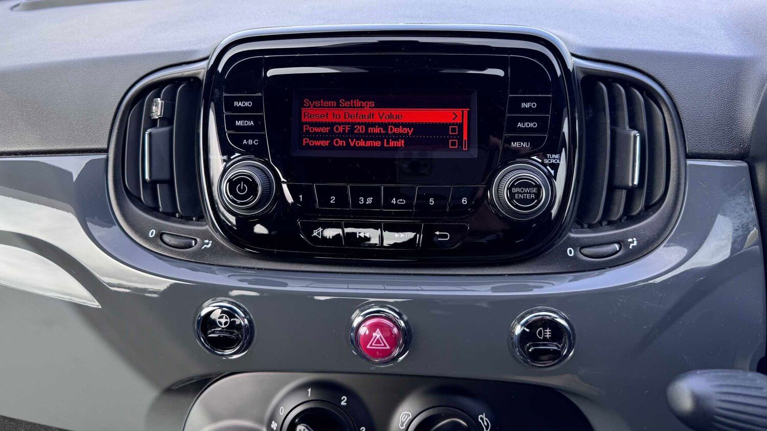 Used Fiat 500 for sale - 77861772: Photo 27