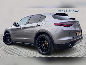 Used Alfa Romeo Stelvio 2018 for sale - 77995869: Photo