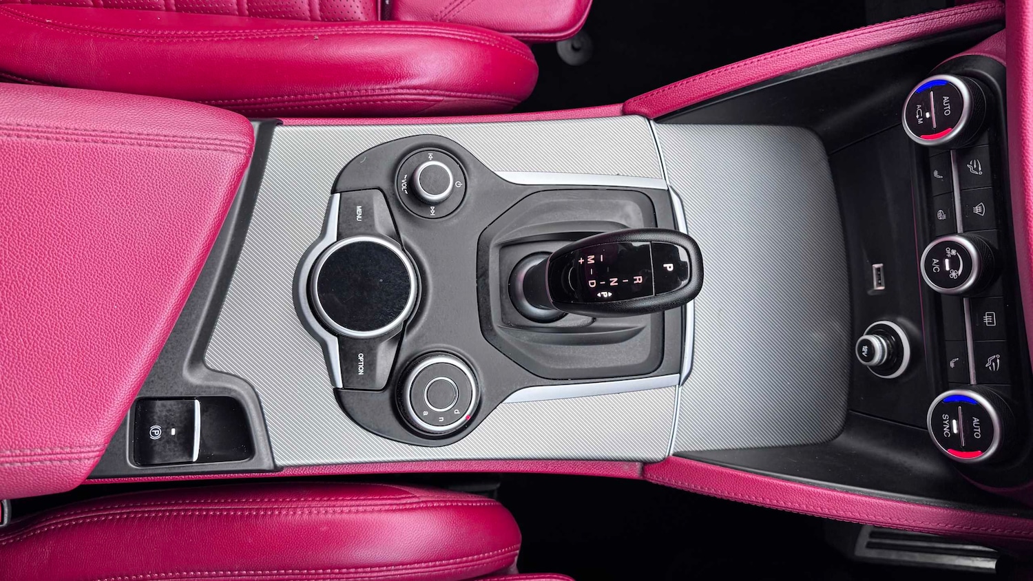 Used Alfa Romeo Stelvio 2018 for sale - 77995869: Photo 32