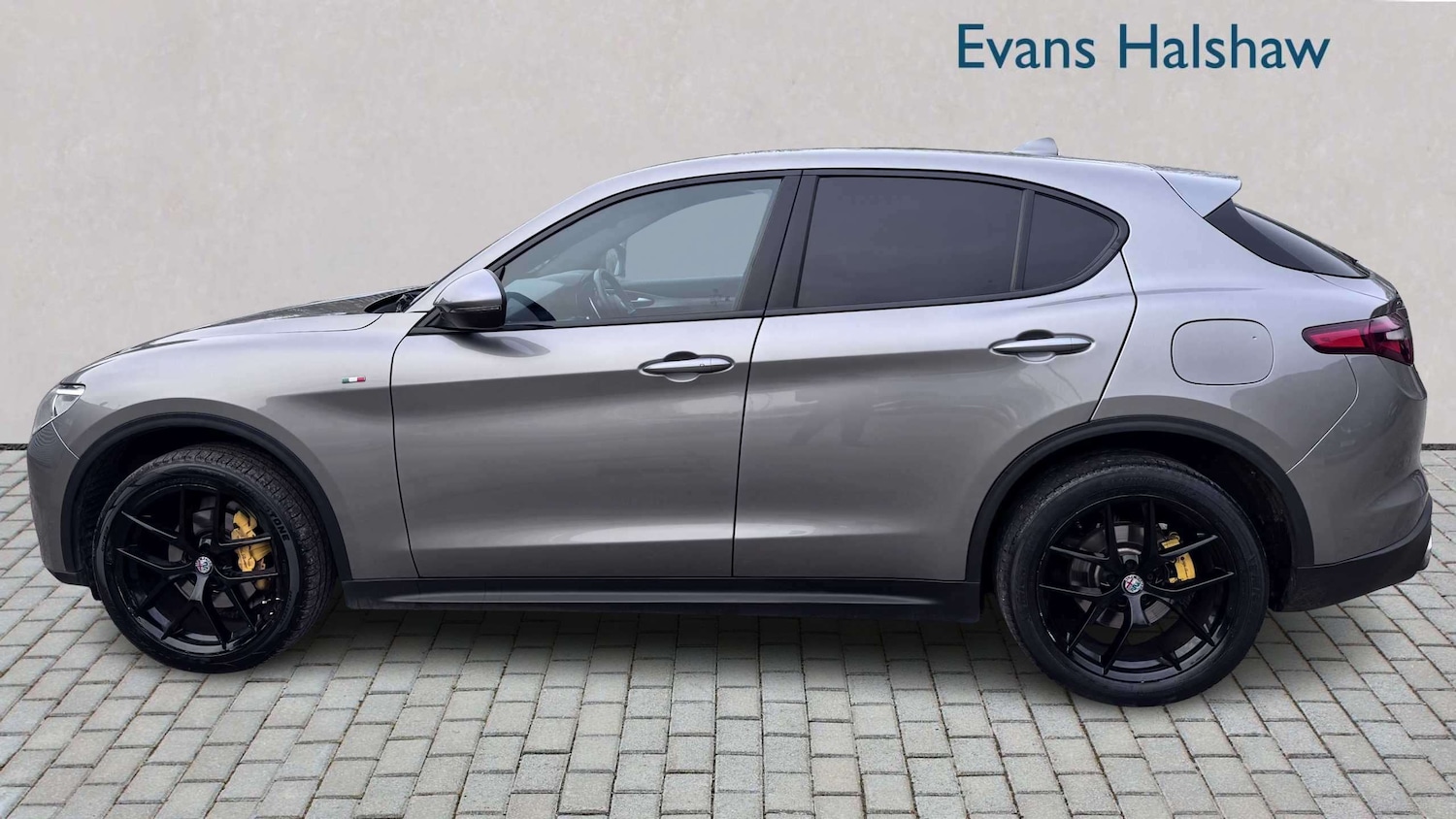 Used Alfa Romeo Stelvio 2018 for sale - 77995869: Photo 6