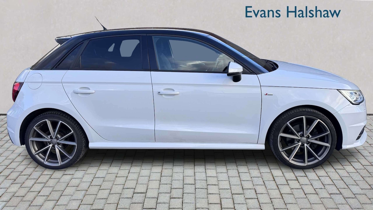 Used Audi A1 2015 for sale - 77899287: Photo 4
