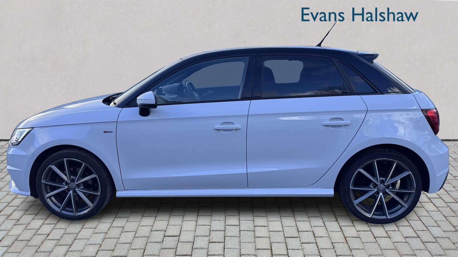 Used Audi A1 2015 for sale - 77899287: Photo 6