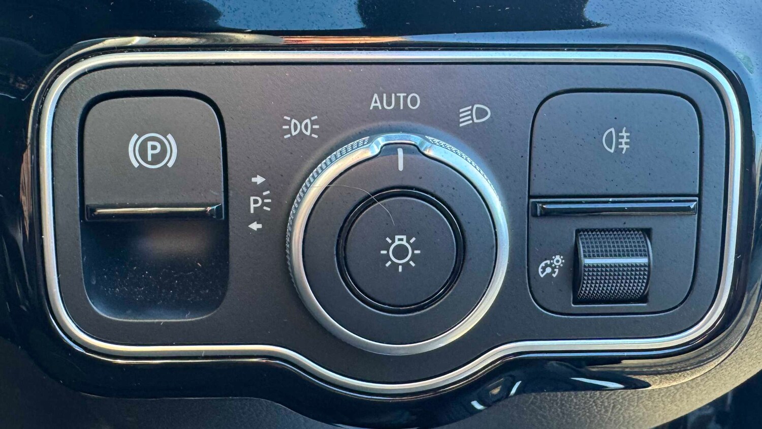 Used Mercedes-Benz CLA for sale - 77862260: Photo 17