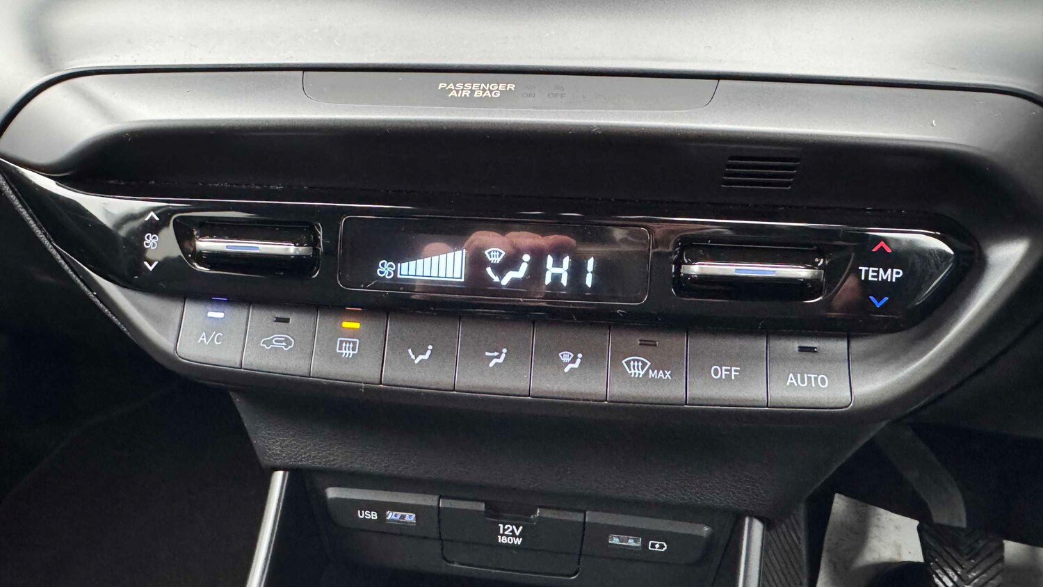 Used Hyundai i20 for sale - 77859791: Photo 28