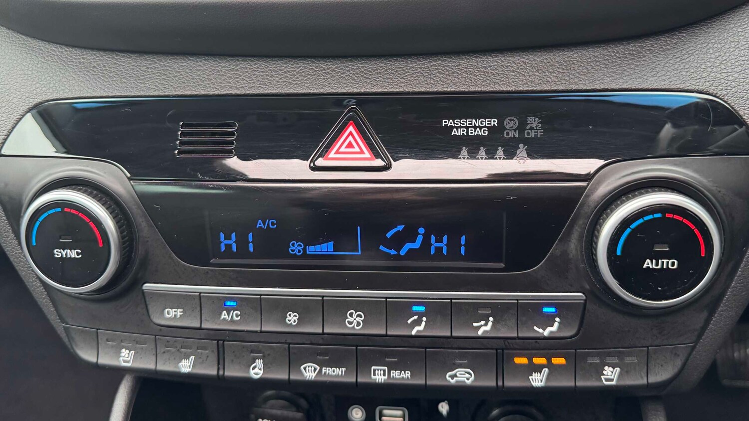 Used Hyundai TUCSON for sale - 77859256: Photo 30