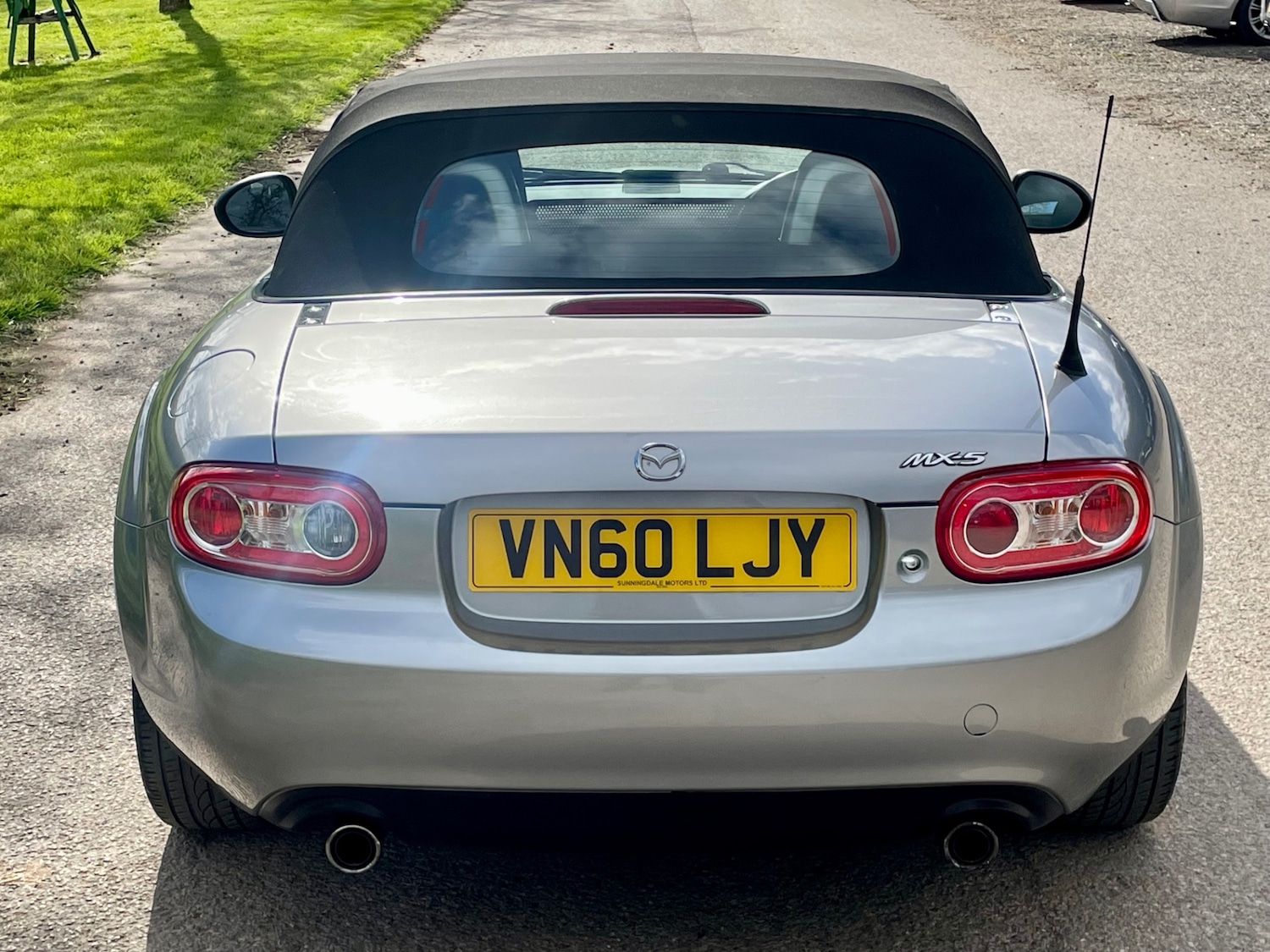 Used Mazda MX-5 2010 for sale - 78070651: Photo 5