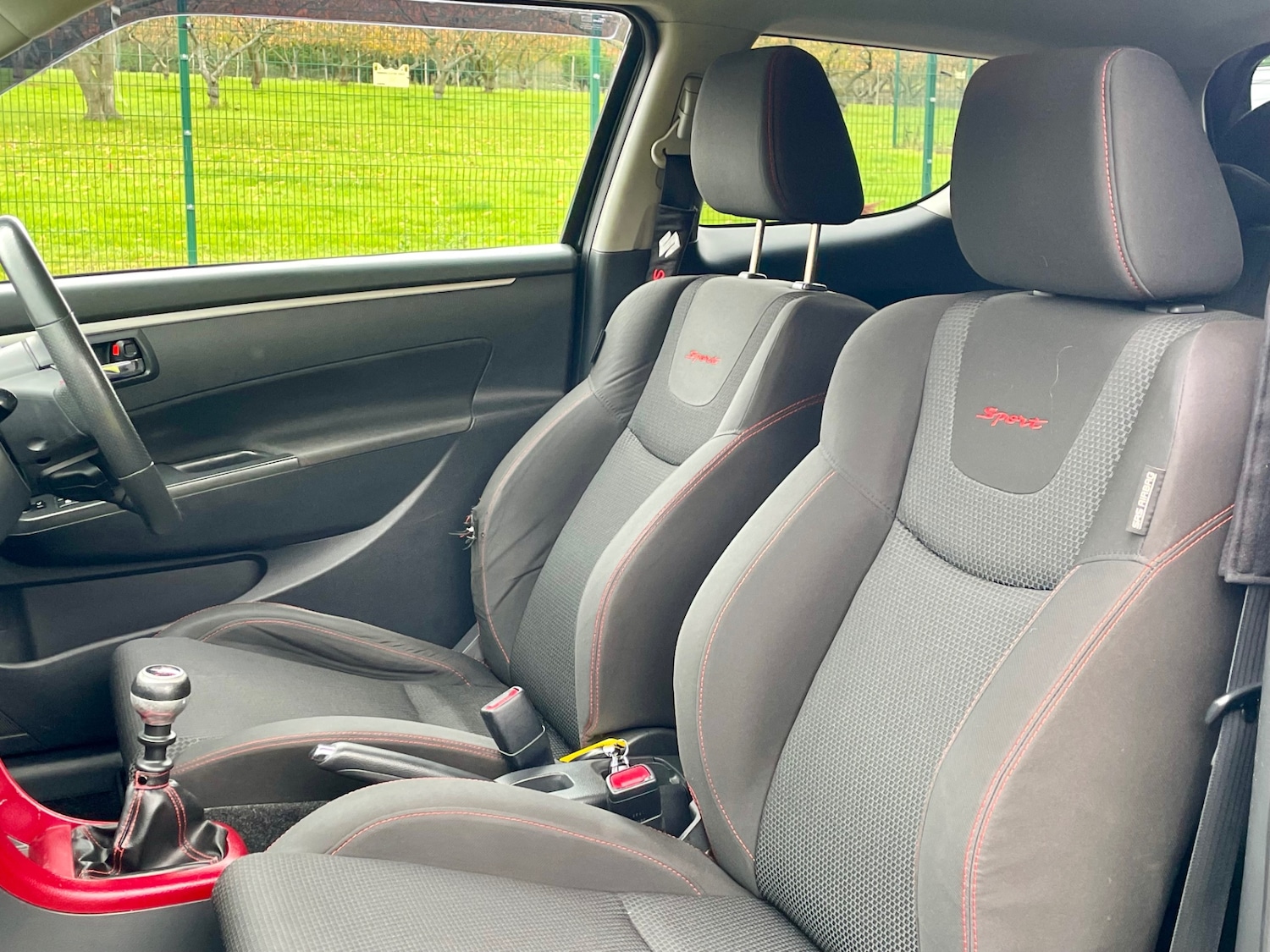 Used Suzuki Swift 2013 for sale - 76396511: Photo 13