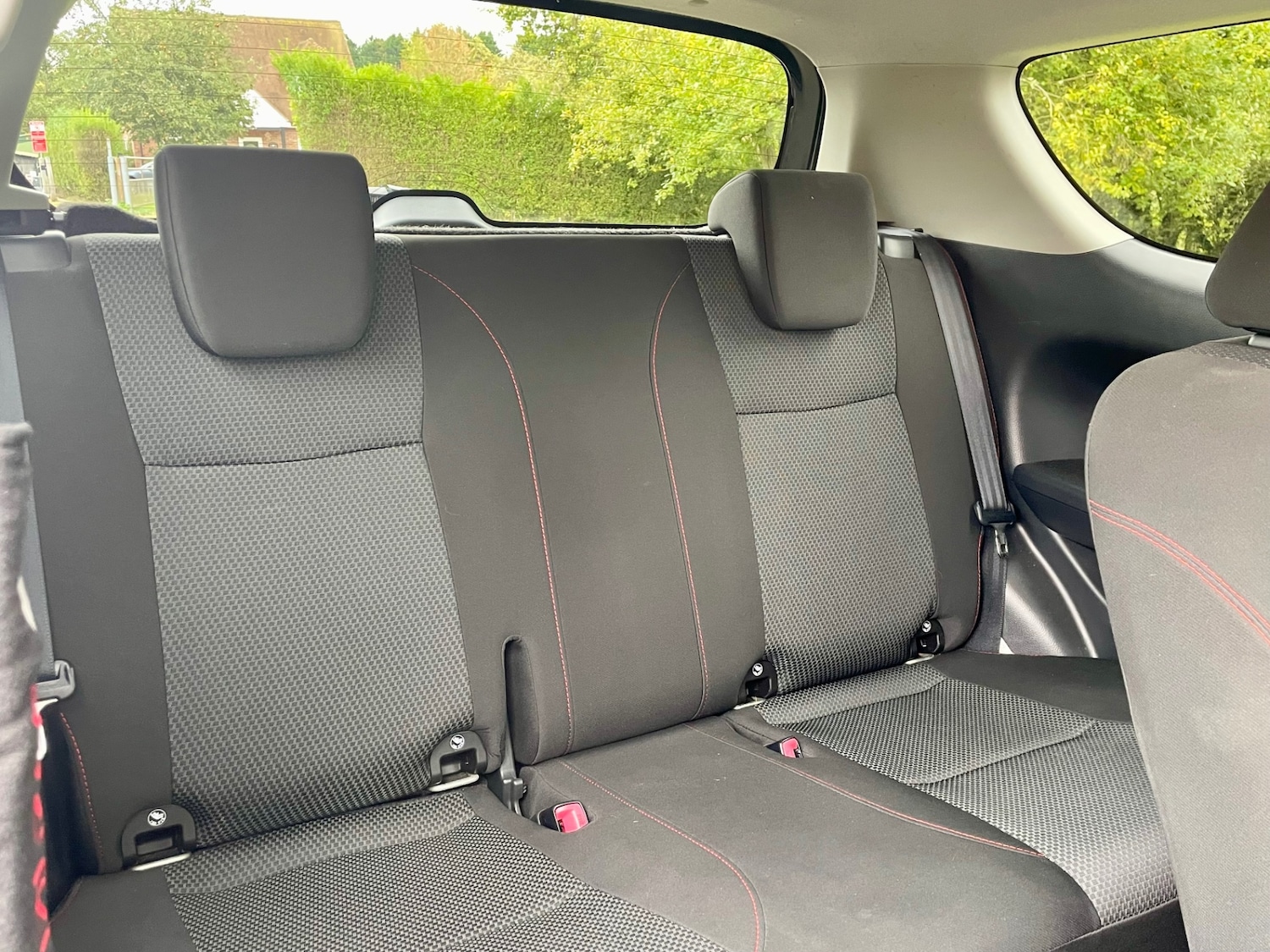 Used Suzuki Swift 2013 for sale - 76396511: Photo 17