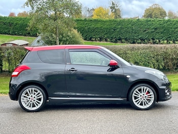 Used Suzuki Swift 2013 for sale - 76396511: Photo