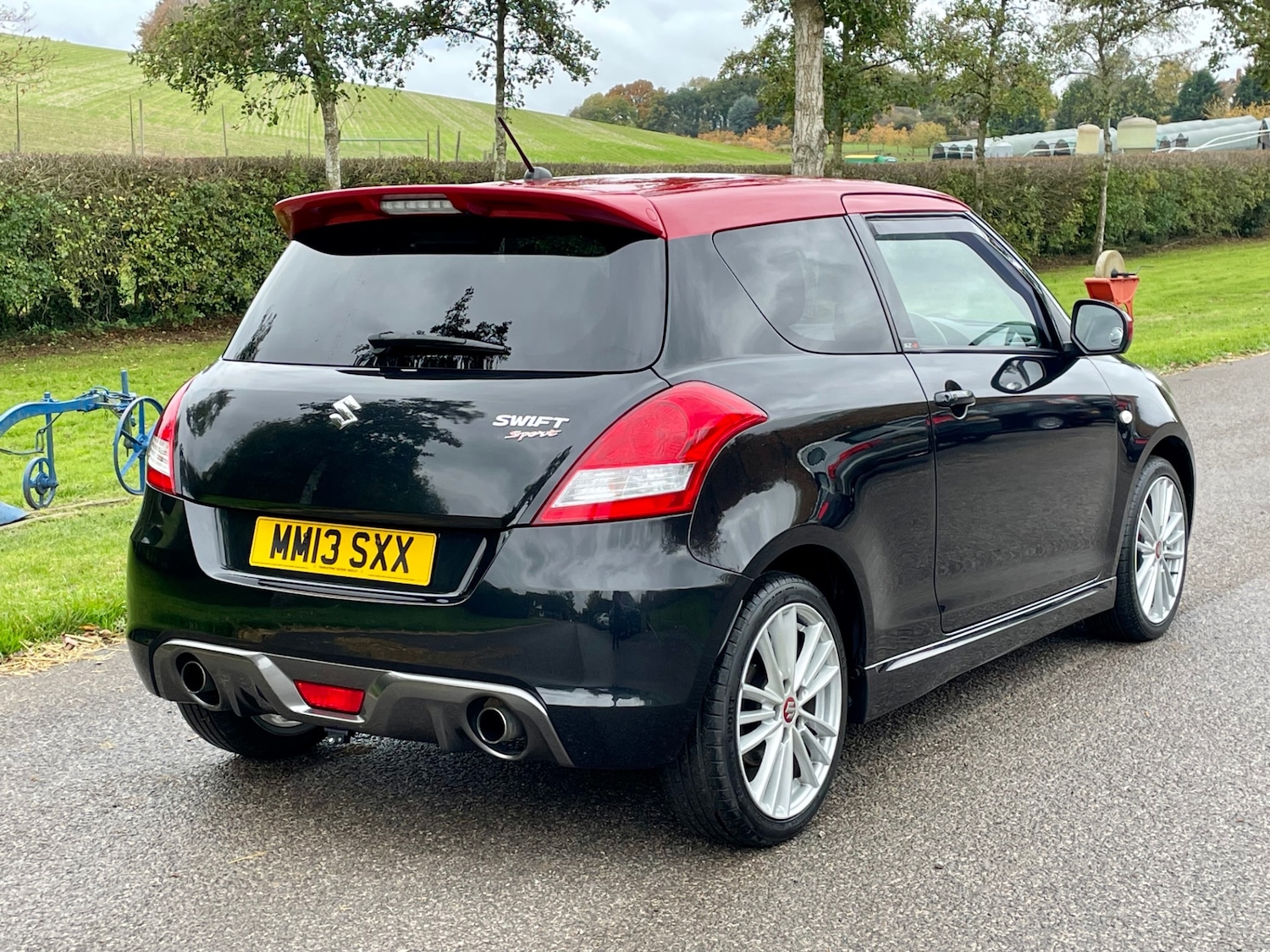 Used Suzuki Swift 2013 for sale - 76396511: Photo 5