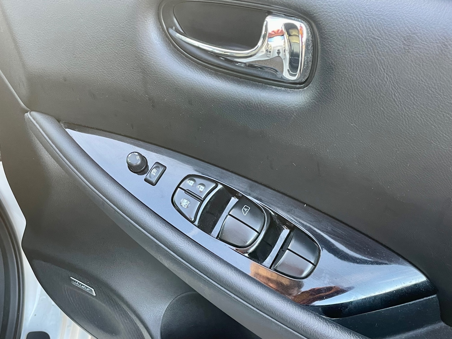 Used Nissan Leaf 2016 for sale - 76710041: Photo 9