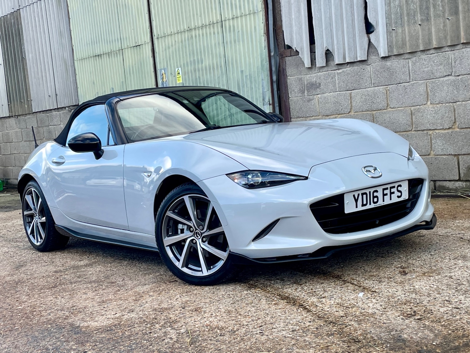 Used Mazda MX-5 2016 for sale - 76693882: Photo 1