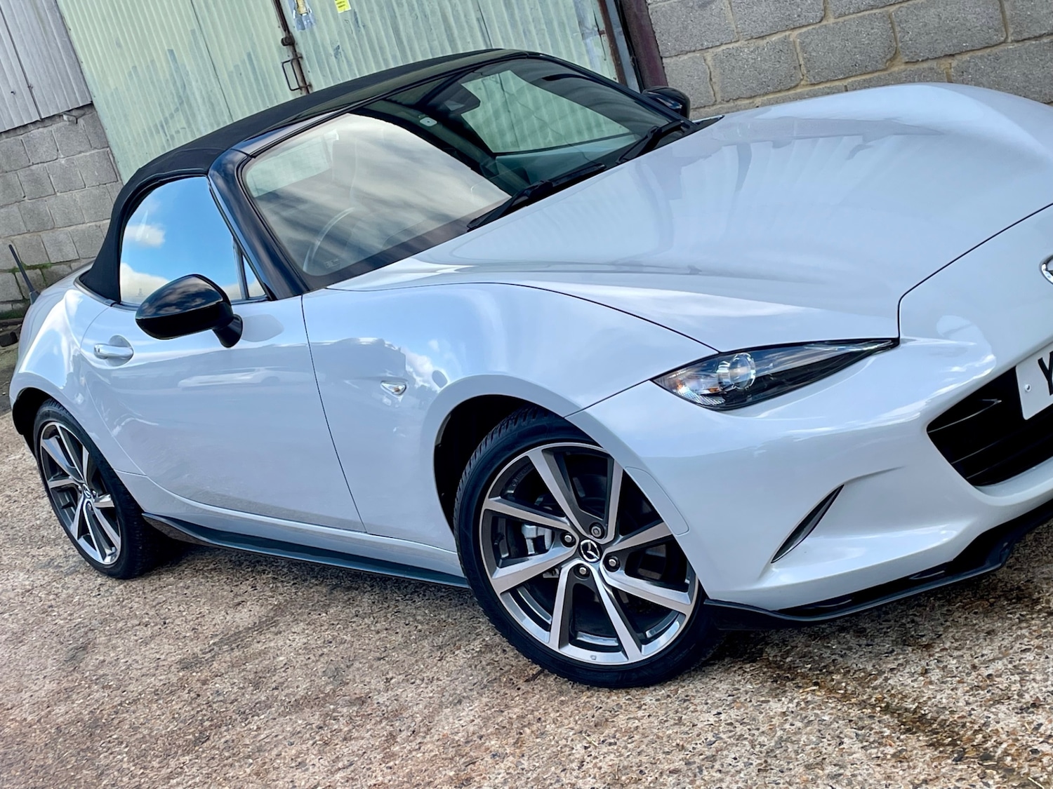 Used Mazda MX-5 2016 for sale - 76693882: Photo 2