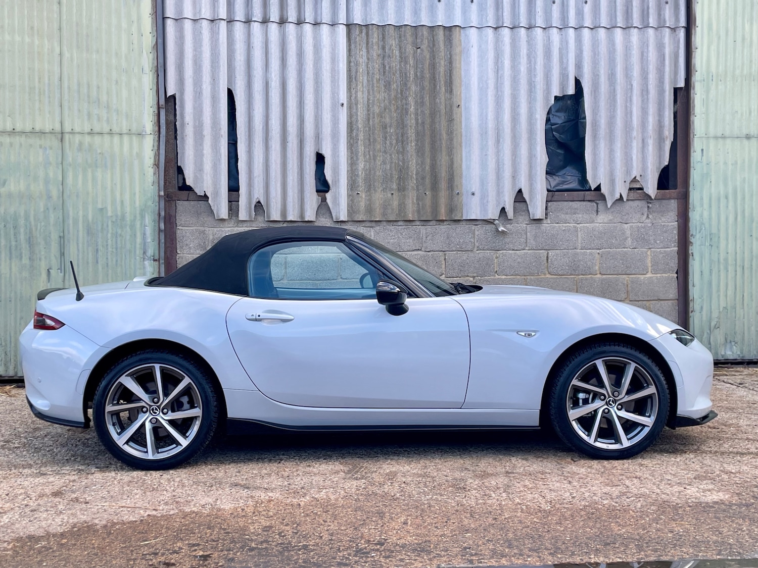 Used Mazda MX-5 2016 for sale - 76693882: Photo 3