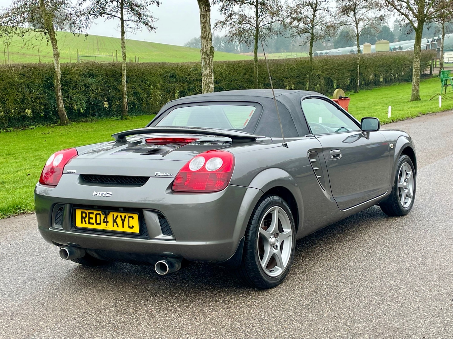 Used Toyota MR2 2004 for sale - 77240522: Photo 5