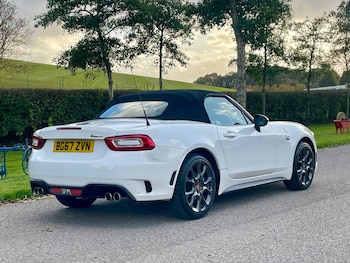 Used Abarth 124 Spider 2017 for sale - 76396506: Photo