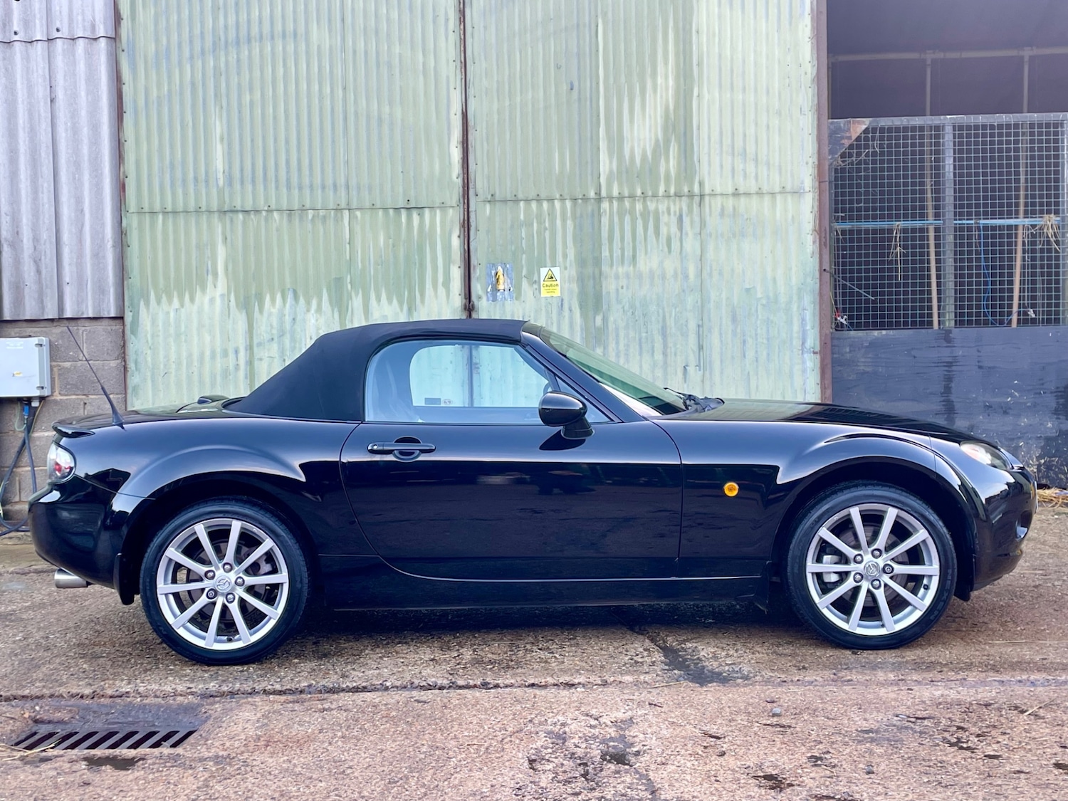 Used Mazda MX-5 2007 for sale - 76891660: Photo 3