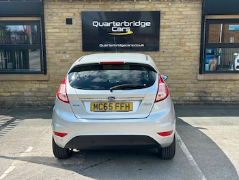 Used Ford Fiesta 2015 for sale - 75370873: Photo