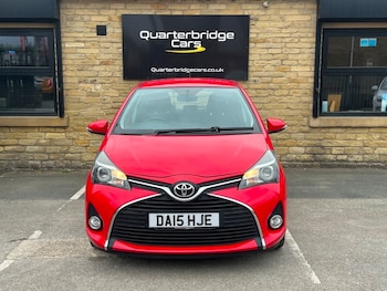 Used Toyota Yaris 2015 for sale - 75654954: Photo