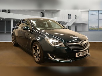 Vauxhall - Insignia