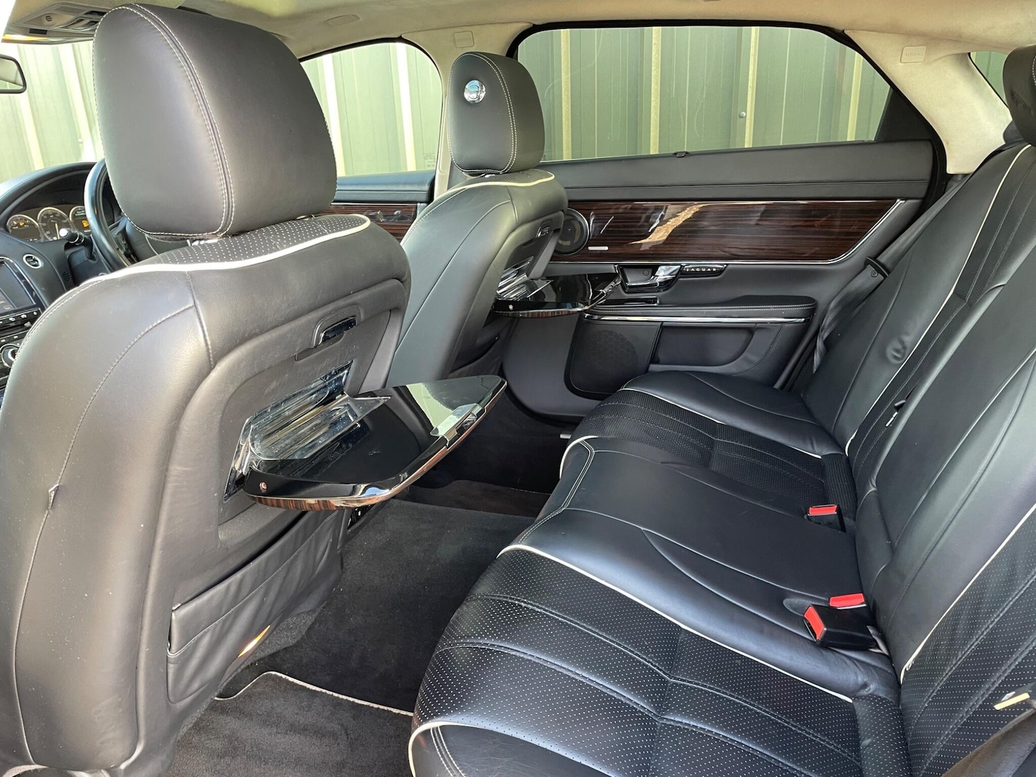 Used Jaguar XJ 2010 for sale - 76720119: Photo 12