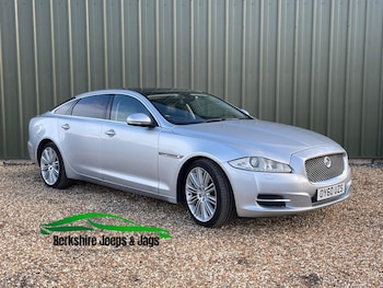 Used Jaguar XJ 2010 for sale - 76720119: Photo