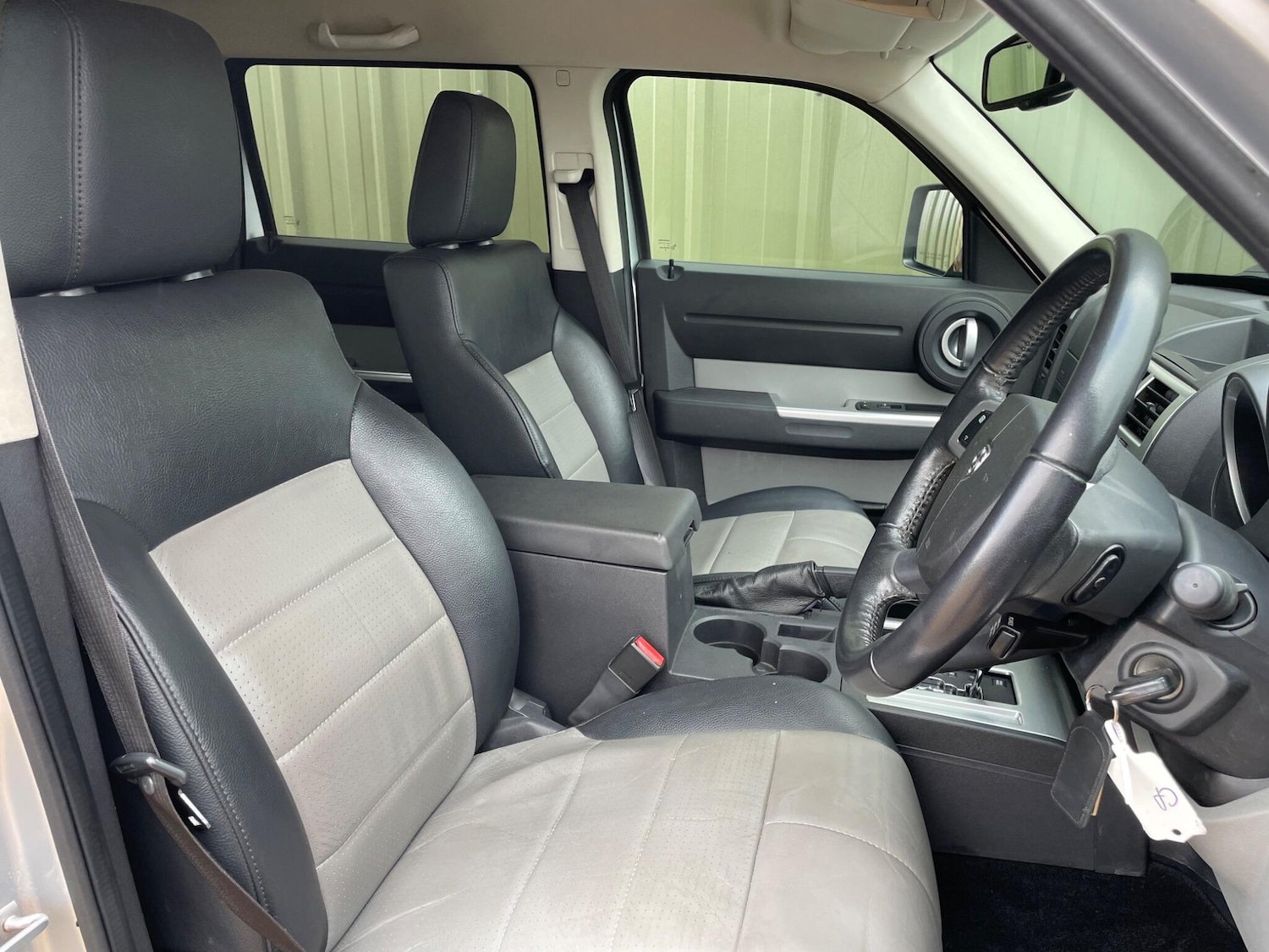 Used Dodge Nitro 2008 for sale - 77306283: Photo 8