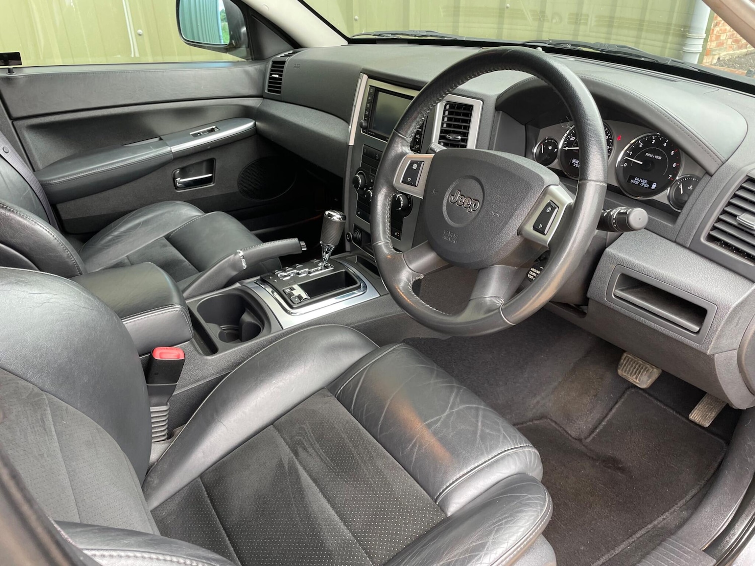 Used Jeep Grand Cherokee 2010 for sale - 76720121: Photo 5