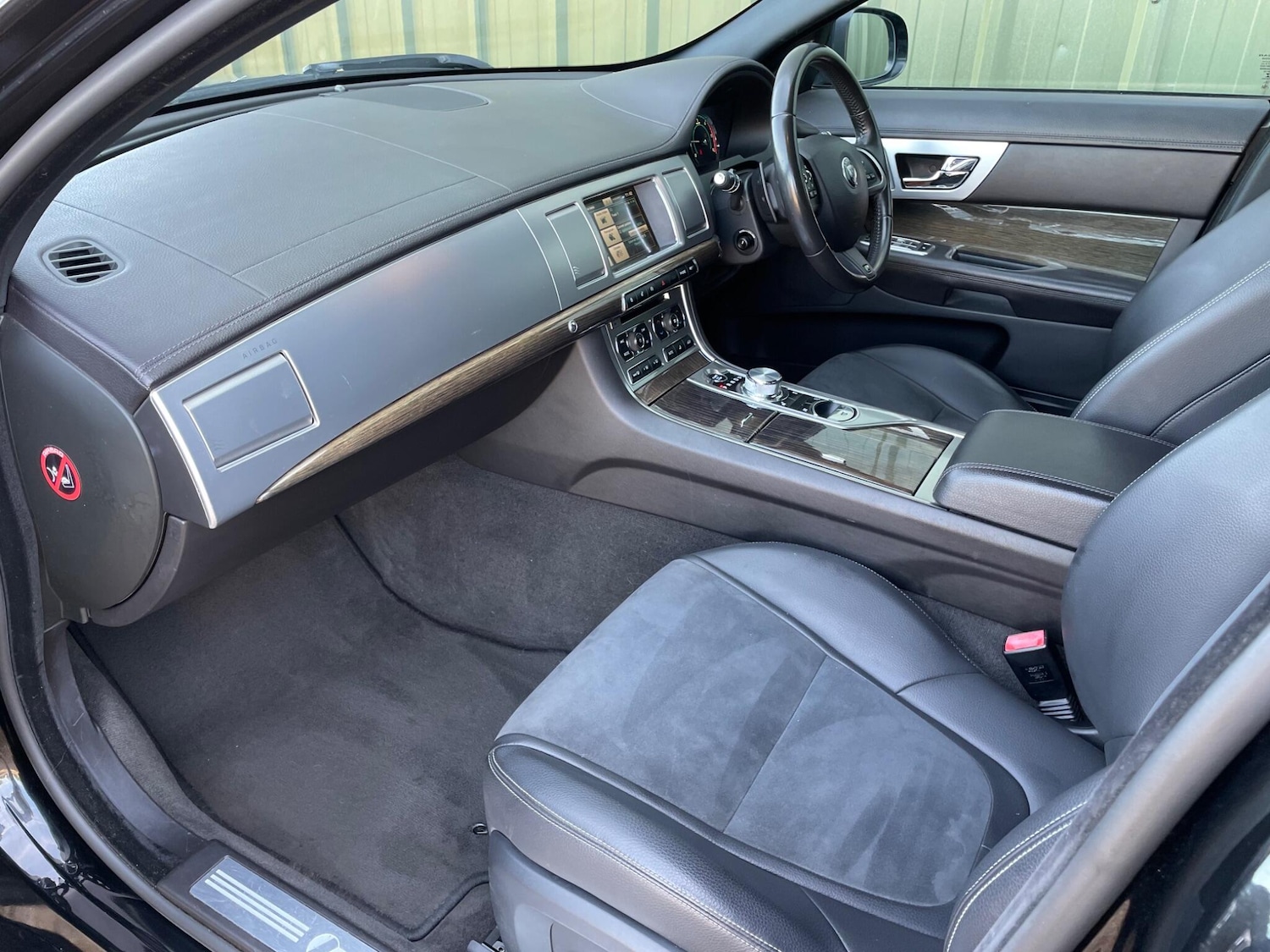 Used Jaguar XF 2014 for sale - 76720128: Photo 11