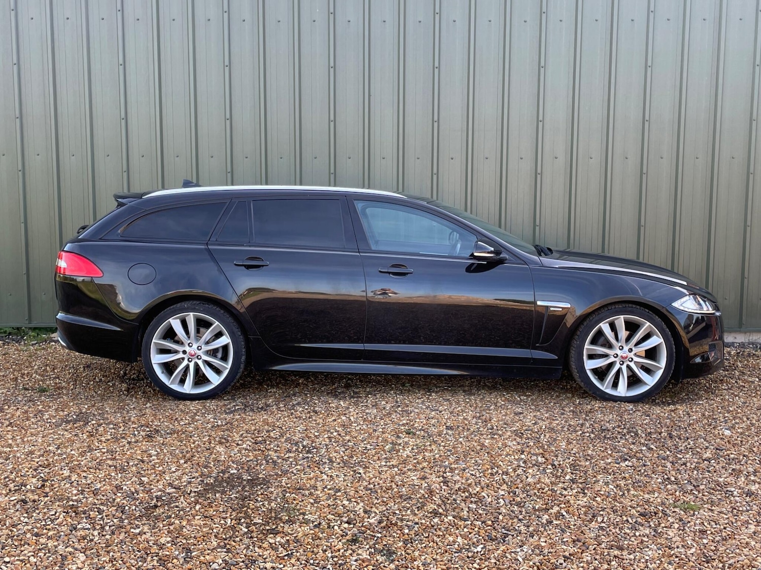 Used Jaguar XF 2014 for sale - 76720128: Photo 4