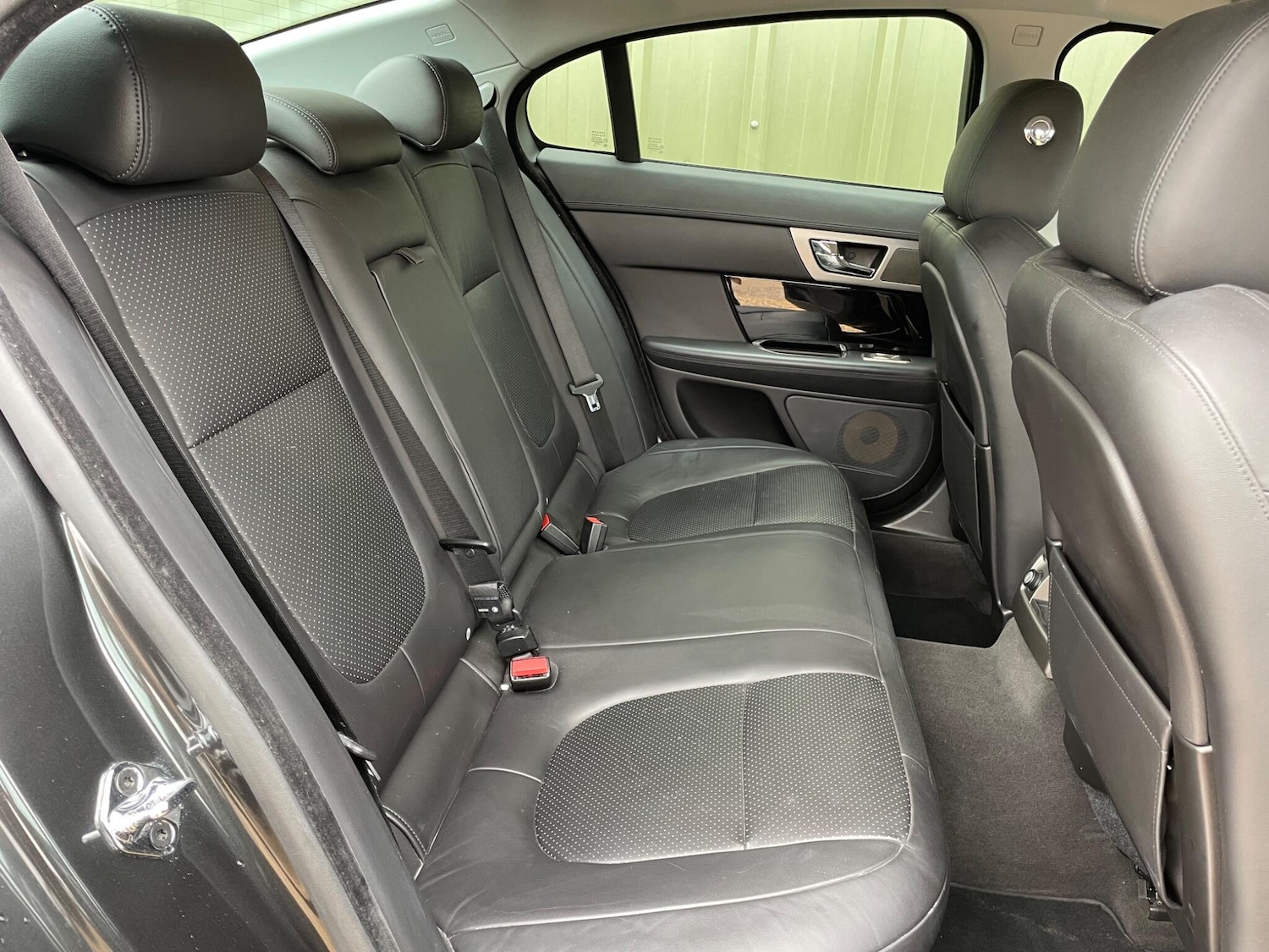 Used Jaguar XF 2010 for sale - 76720134: Photo 12