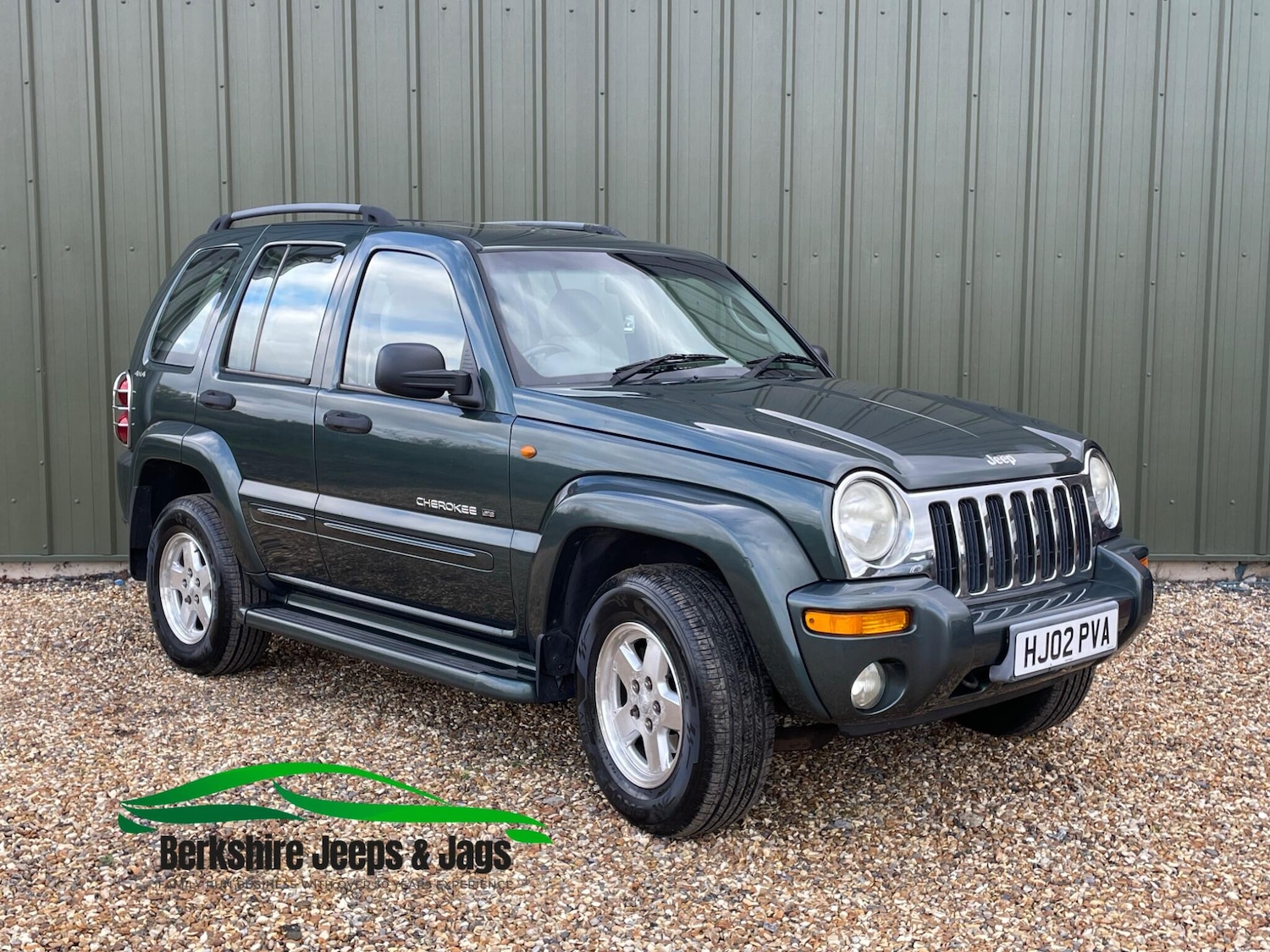 Used Jeep Cherokee 2002 for sale - 76720135: Photo 1