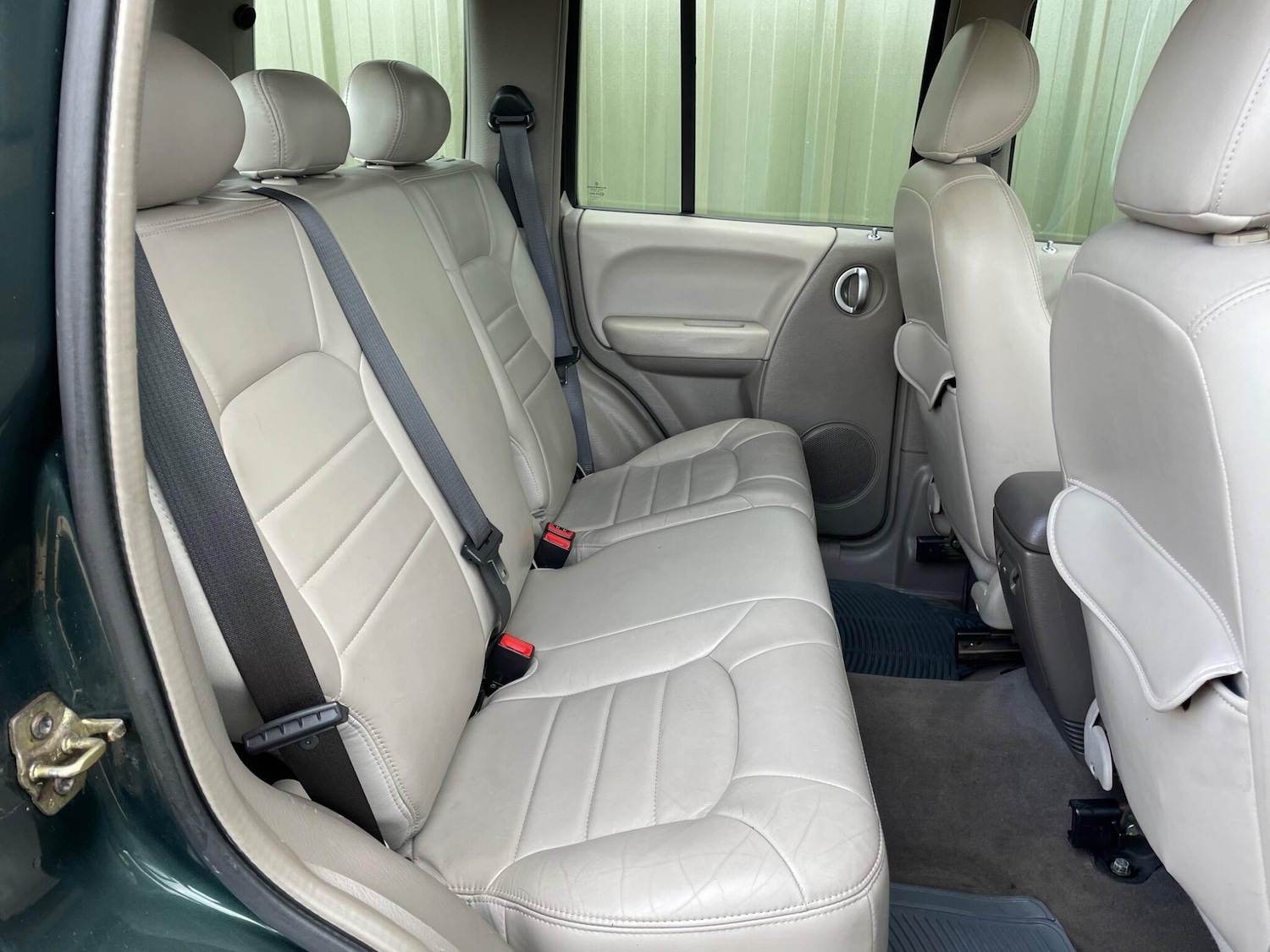 Used Jeep Cherokee 2002 for sale - 76720135: Photo 10