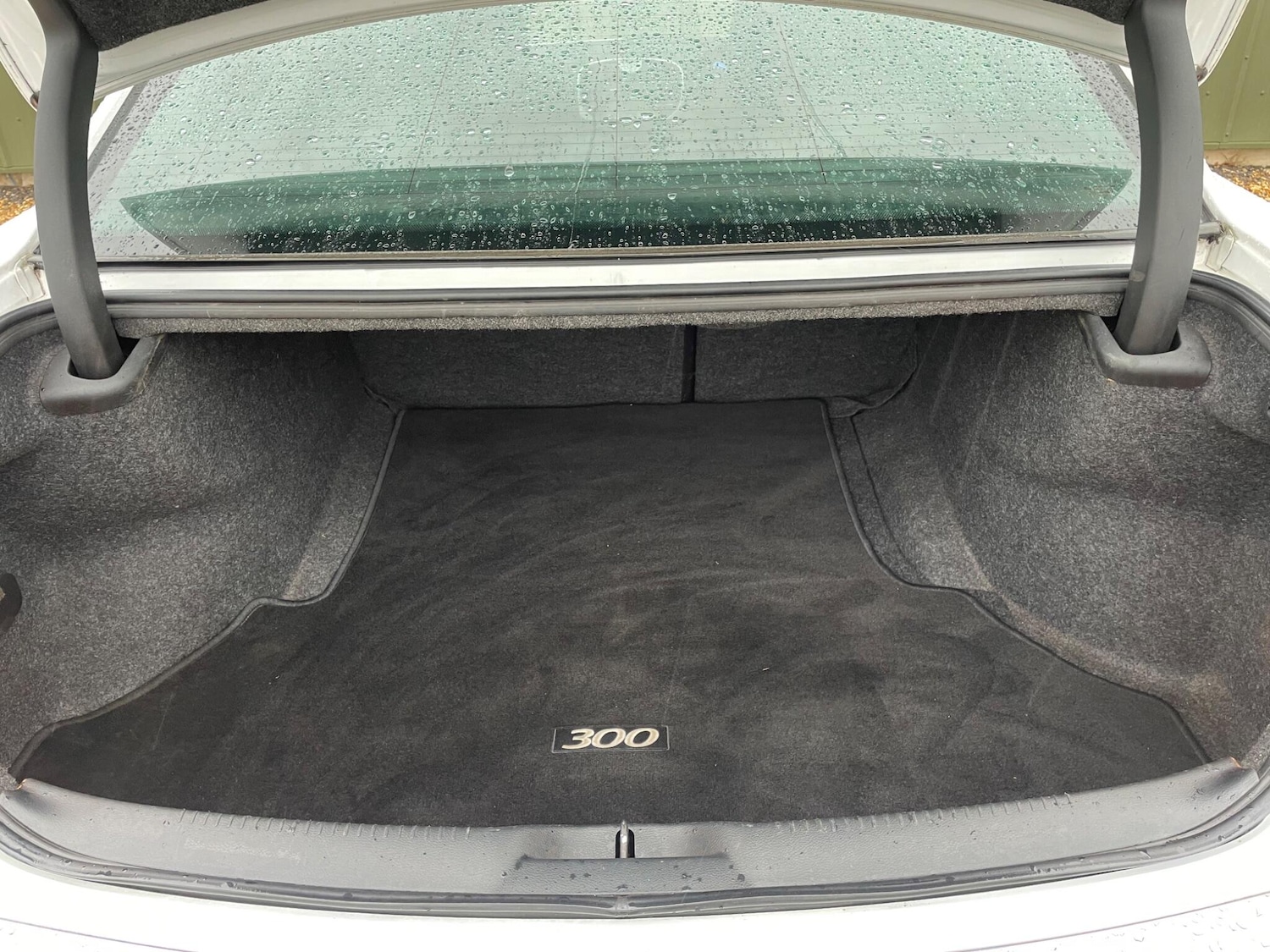 Used Chrysler 300C 2012 for sale - 77179806: Photo 14