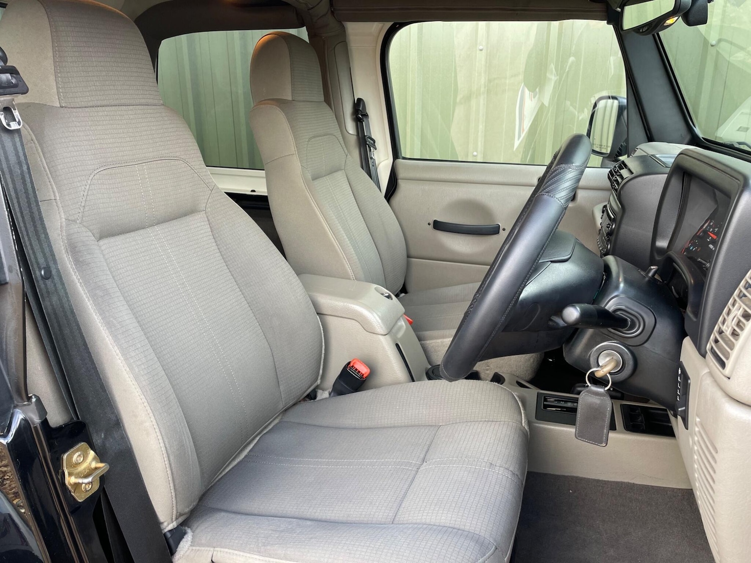 Used Jeep Wrangler 2004 for sale - 77440545: Photo 12