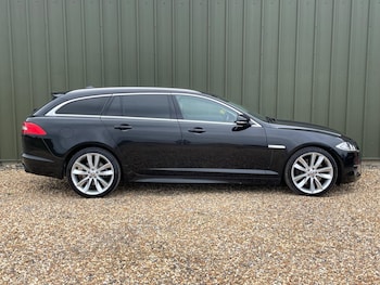 Used Jaguar XF 2013 for sale - 76720127: Photo