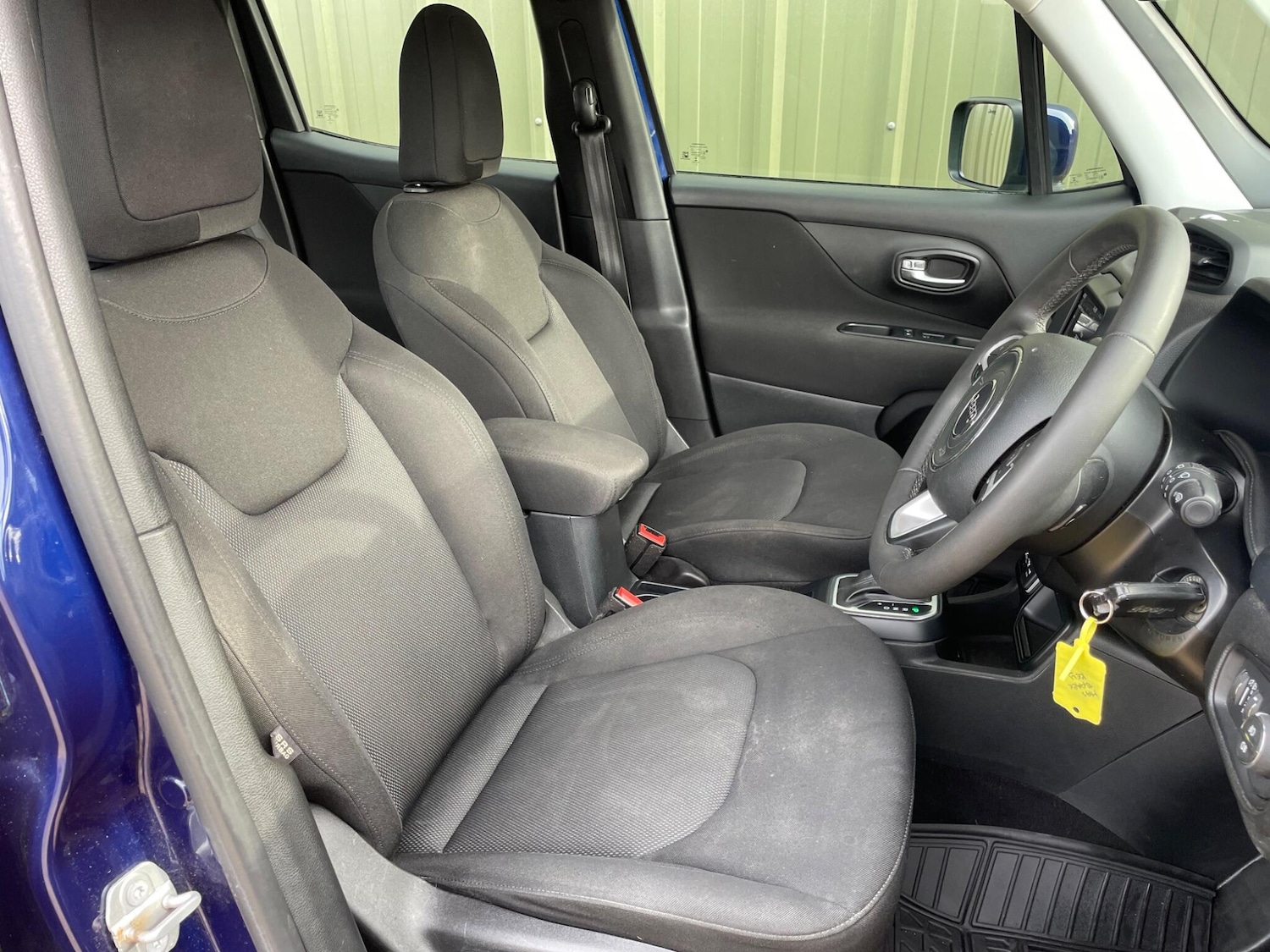 Used Jeep Renegade 2019 for sale - 77305303: Photo 8